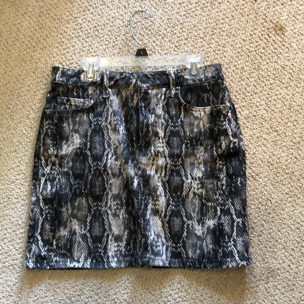 ZARA snakeskin skirt sz. s